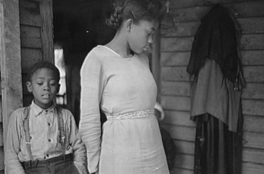 Nathan and Isabelle (Vivian's mother) Williamson, April 1938. Photo by John Vachon.