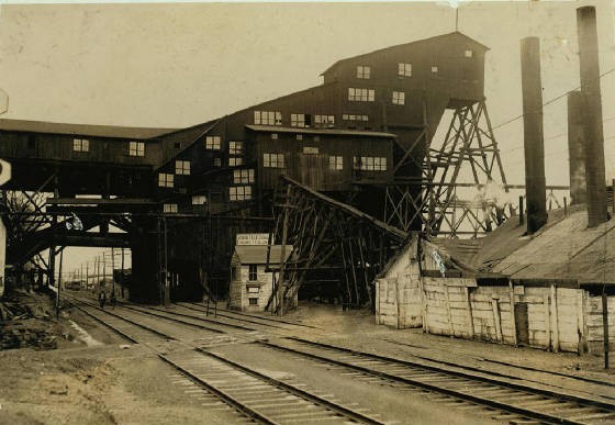 Photo by Lewis Hine, January 1911