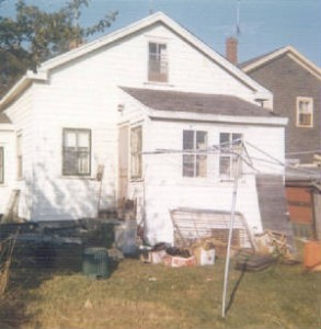 1972 photo of house at 10 Water St, in Eastport, one of the houses that the Thomas family lived in.