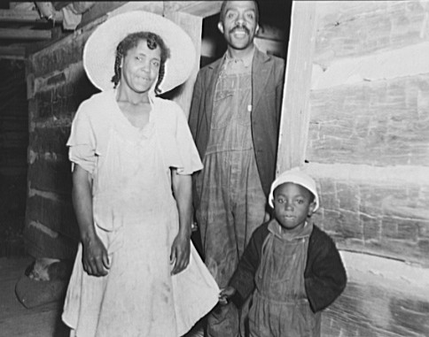 Nat Williamson, with wife Evannar and son James "Donnell," April 1938, photo by John Vachon