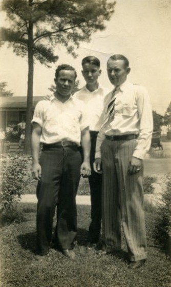 Simon Birdsong (left), with friends, 1931