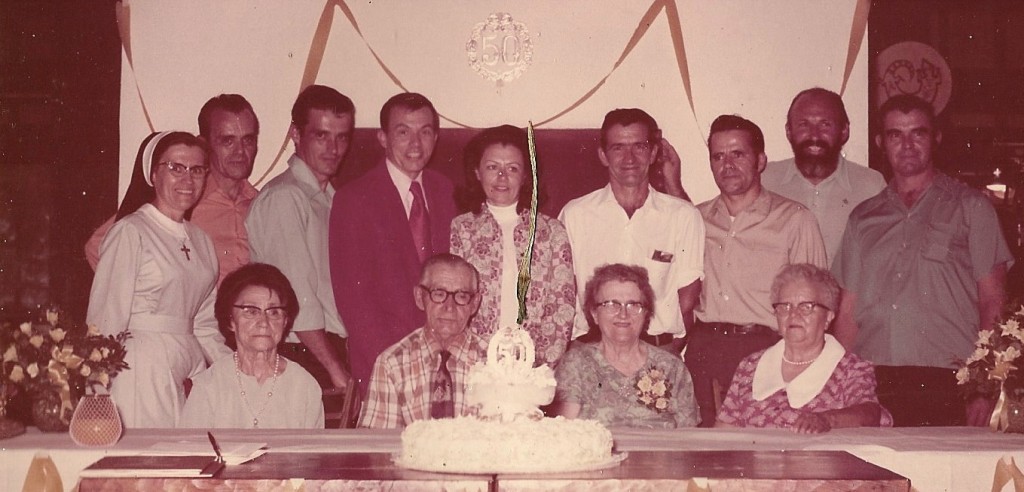 Front row (L-R): Antoinette, her husband David, her sister Anita, her sister Yvonne. Back row: Anita's children.