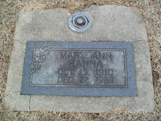 Grave of Elizabeth Padgett Hanna, Haven Hill Cemetery, Olney, Illinois. Courtesy of FindAGrave.com.