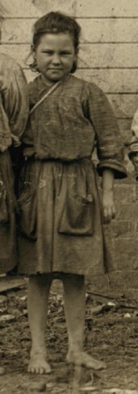 Mary Young, 1909. Photo by Lewis Hine.