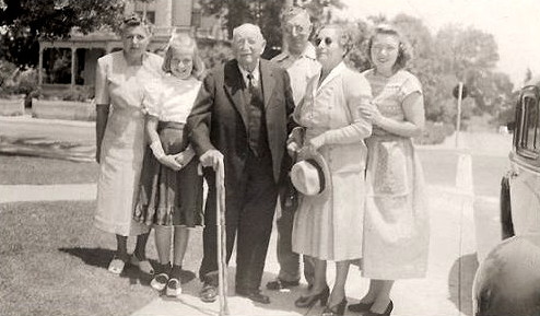 (L-R): Teresa Miglierini Oliveri (daughter of Giulio and Carlotta), Rita Louis Wilson (granddaughter of Giulio and Carlotta), Giulio Miglierini, Fred (Jack) Oliveri (grandson of Giulio and Carlotta), Maria Miglierini (Giulio's wife), and Charlotte Anne Wilson (granddaughter of Giulio and Carlotta), circa early 1950s. All above photos provided by family.