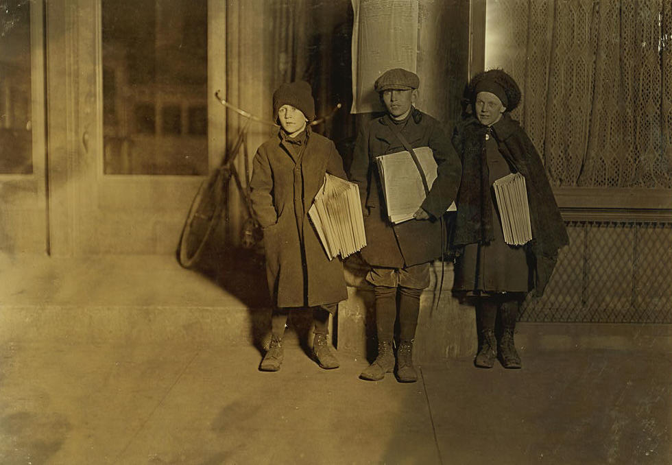 Albert (left) & Emma Buecher (right), Bridgeport, Connecticut, March 1909. Photo by Lewis Hine.