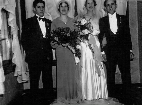 Edward and Anna Zizza (couple on right), at their wedding in 1934.