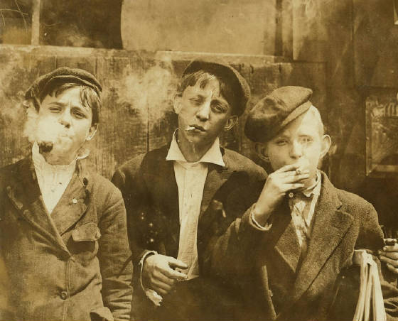 Raymond Klose (middle), St. Louis, Missouri, May 9, 1910. Photo by Lewis Hine.