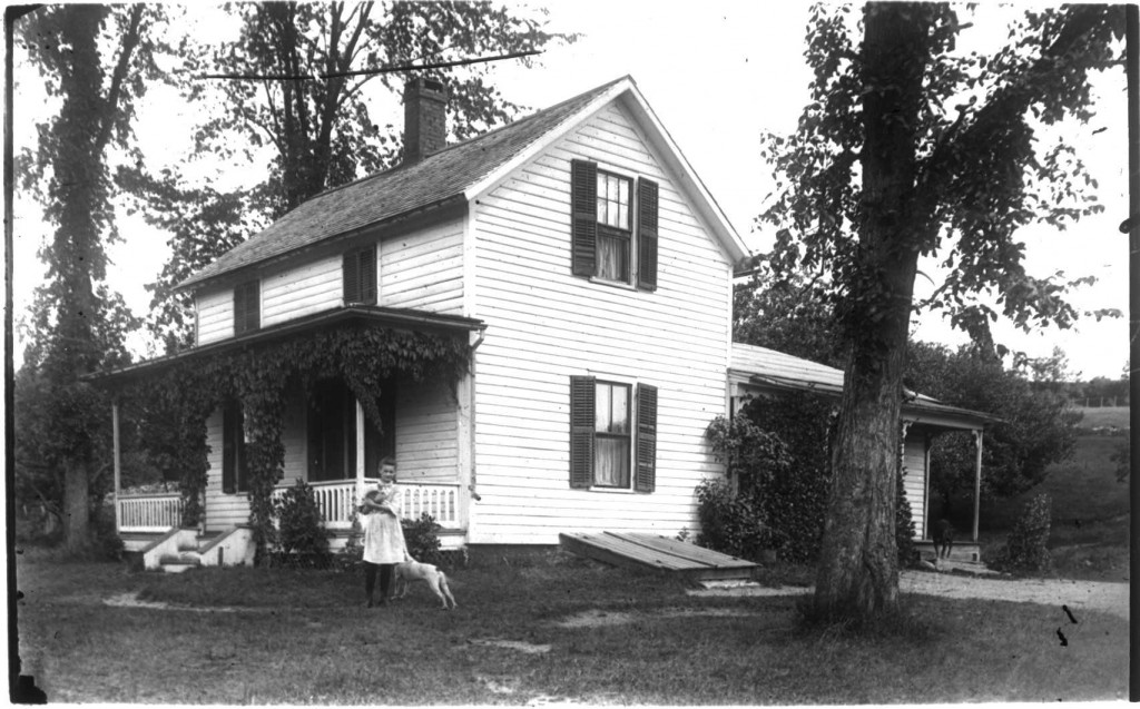 #1 Weeks House on Kellogg c. 1900